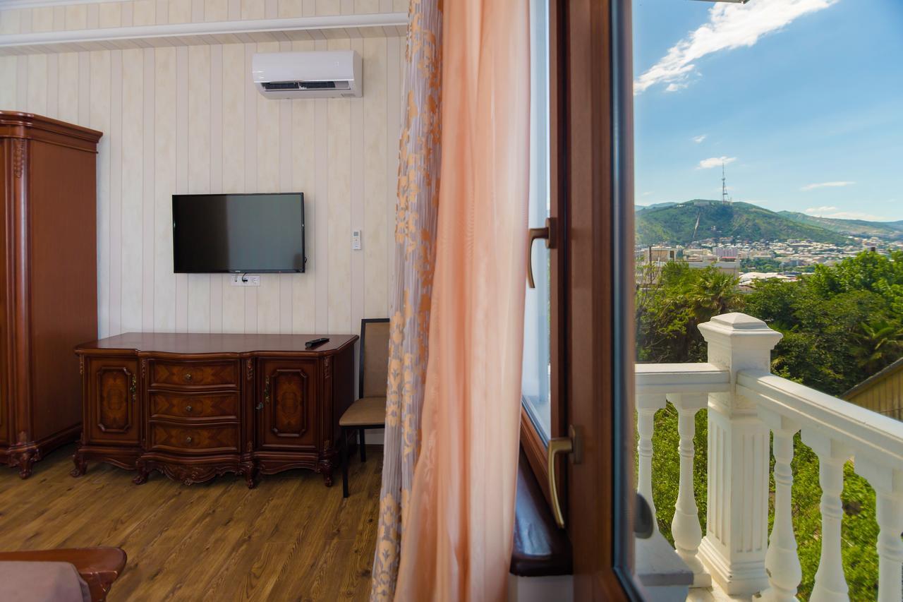 Elia Palace Hotel Tbilisi Exterior photo